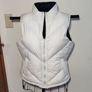 Big Chill reversible navy blue/white puffer vest, Excellent used condition, sz L